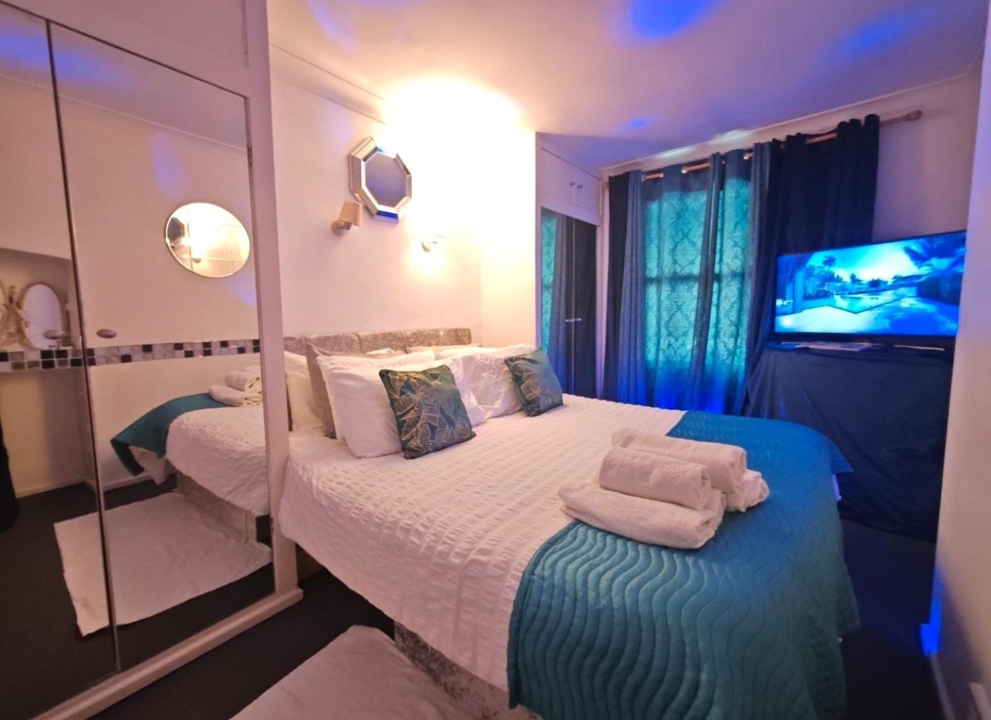 Sunny 1 Bedroom Flat In Central ลอนดอน ภายนอก รูปภาพ